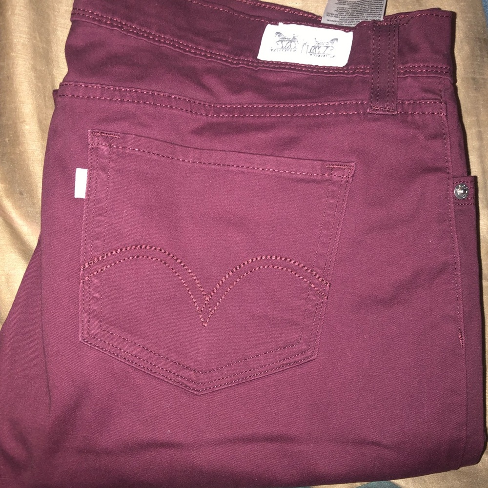 White label Levi’s 524 skinny